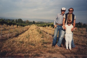 Tom Huggins, Jim Huggins, Kylie Huggins, Oak Grove Vineyards, 1985